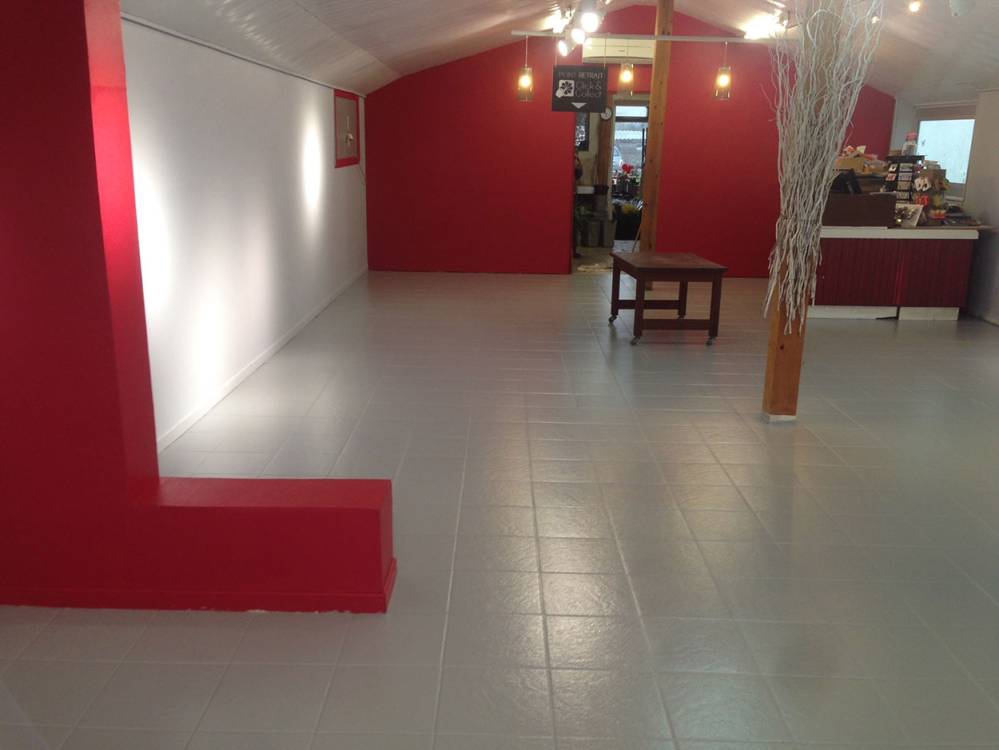 peinture murale rouge