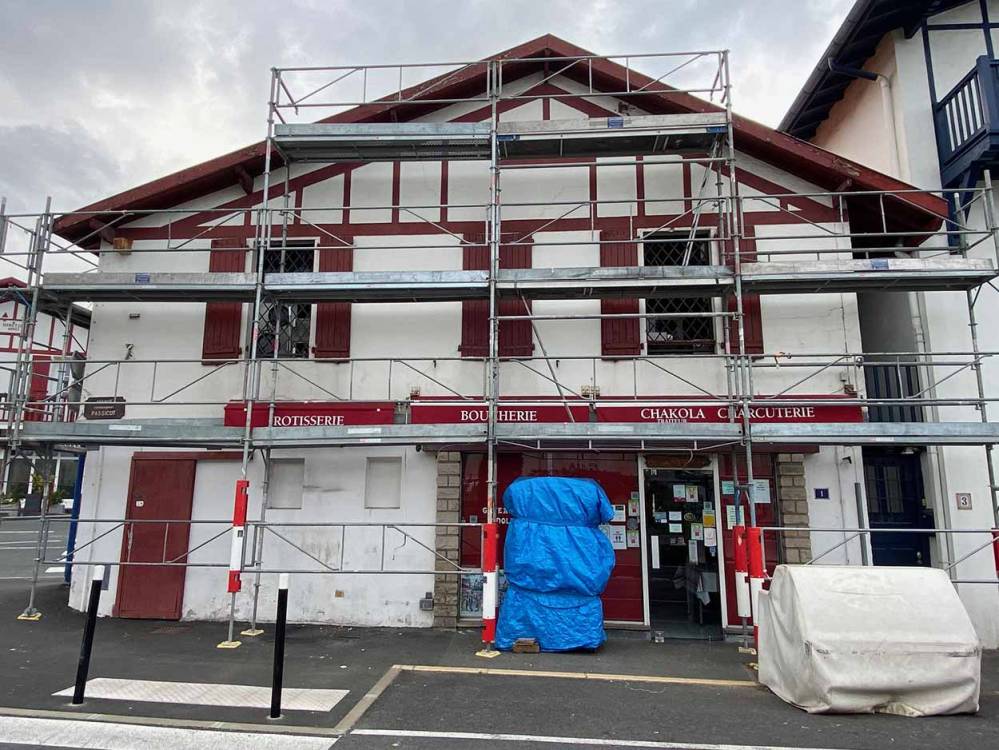 ravalement de façade d'une boucherie